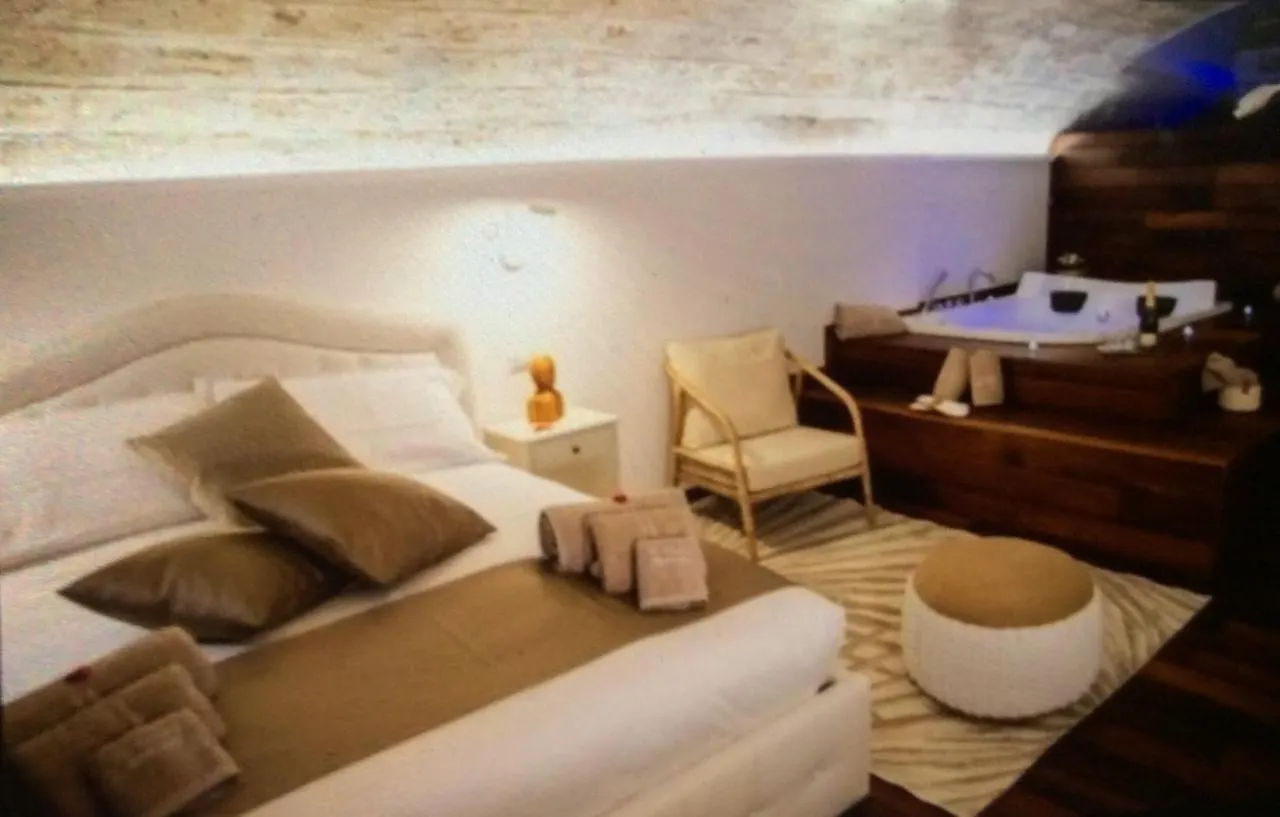 Lc Luxury Apartment 巴里